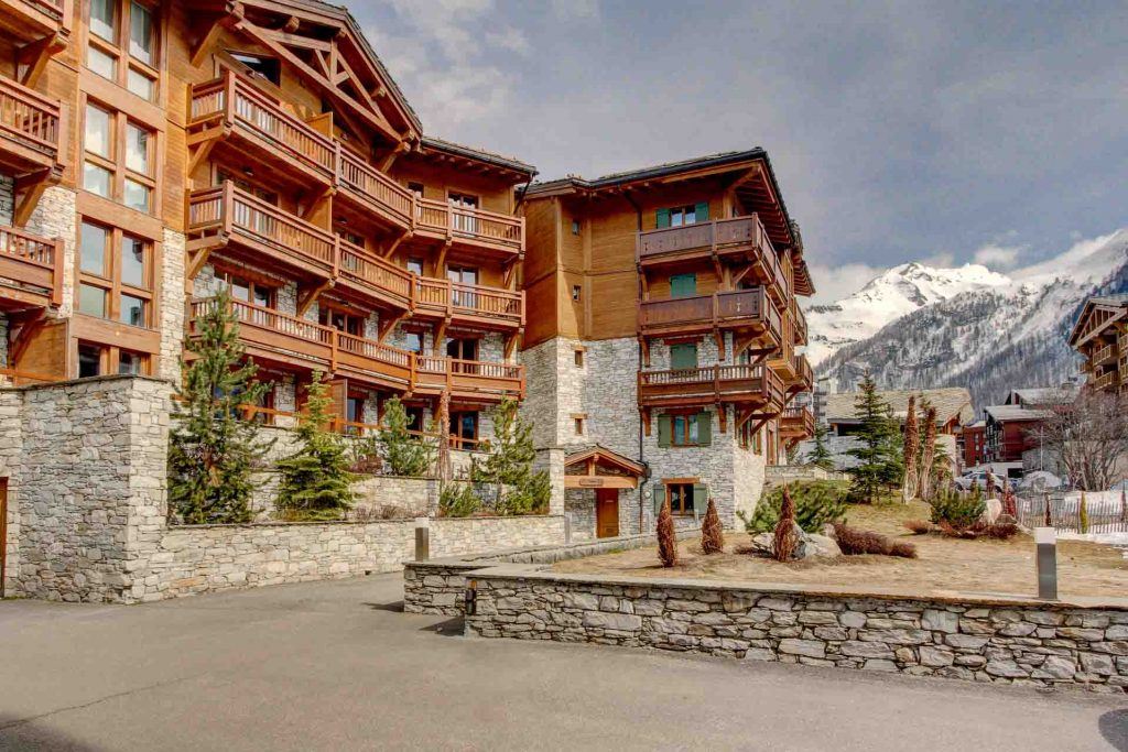 apartment in the centre of Val d'Isere for sale