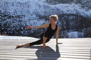 yoga in french alps